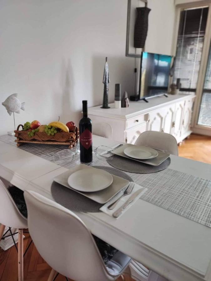 Apartman Joy Rijeka Exteriör bild
