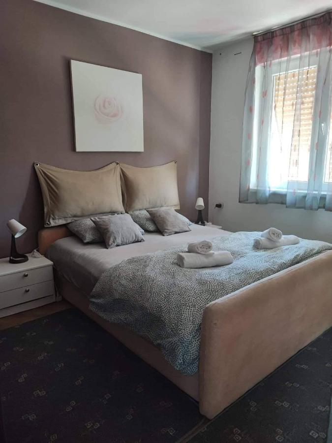 Apartman Joy Rijeka Exteriör bild