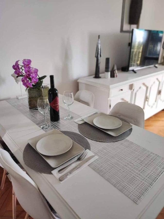 Apartman Joy Rijeka Exteriör bild